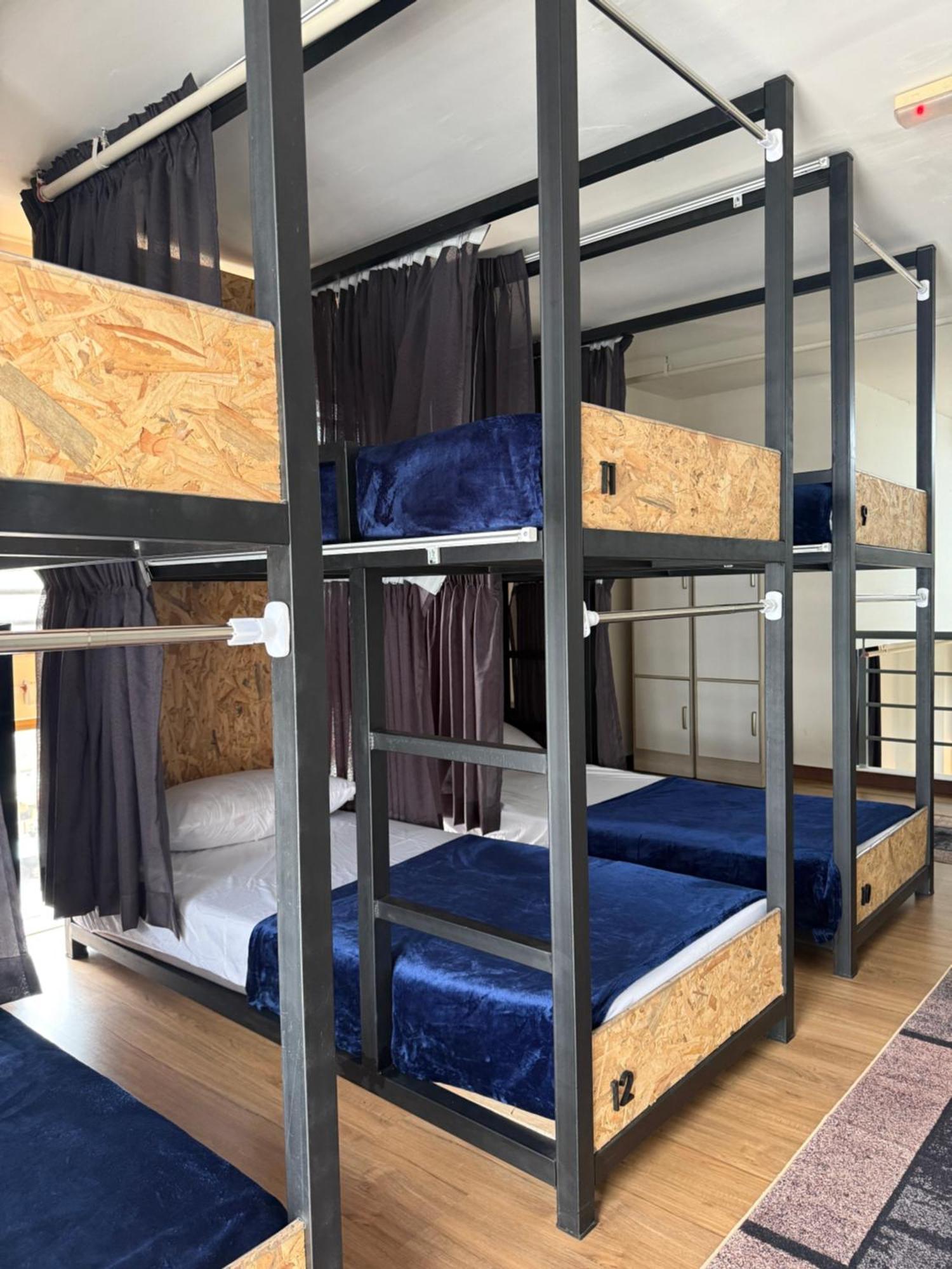 Mix Hostel Kl By Chillout Hostel Petaling Jaya Dış mekan fotoğraf